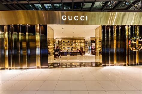 do people buy gucci for the name or the quality|shopping gucci online.